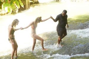 der Mädesl Guide bei den Wasserfällen