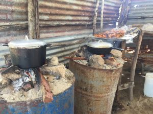 alles wird für den Hummer vorbereitet