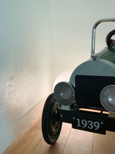 Wand gewachst und poliert