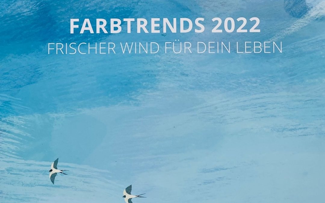 Trendfarbe Bright Skies 2022
